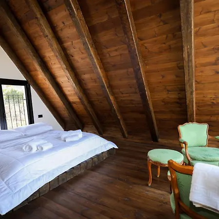Sunrise House - Swimming Pool Villa Berat