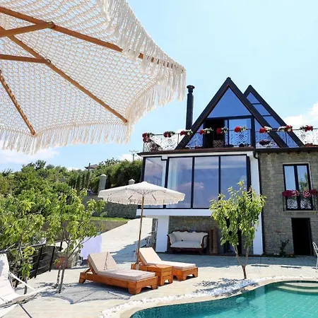 Villa Sunrise House - Swimming Pool *